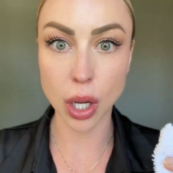Voluminizador de Labios con Ácido Hialurónico.